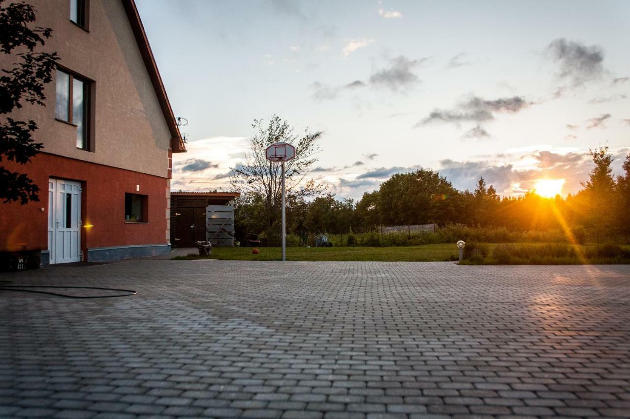 Laimnieki Hotel Augsciems Eksteriør billede